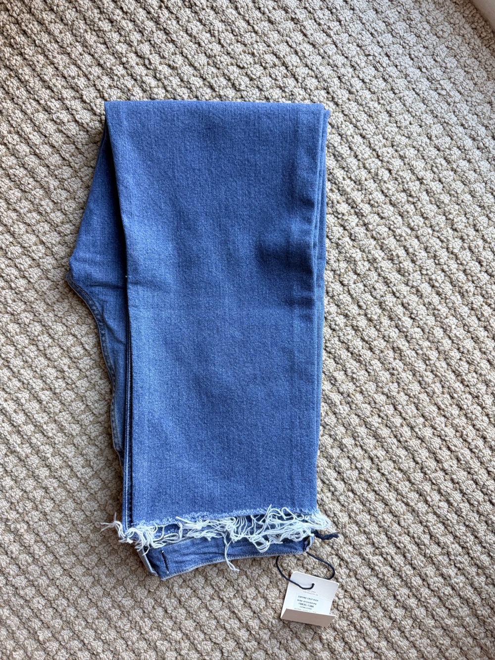 Citizens of Humanity Daphne Crop Jeans - Medium Blue - Picture 4 of 10